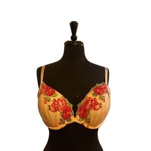 Victoria’s secrect floral lacy bra size 36D